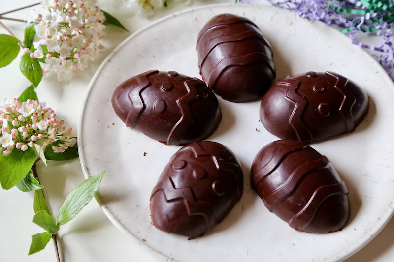 Raw Vegan Coconut Creme Filled Easter Eggs 