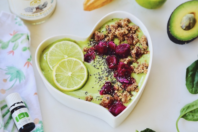 Raw Vegan Key Lime Pie Smoothie Bowl 