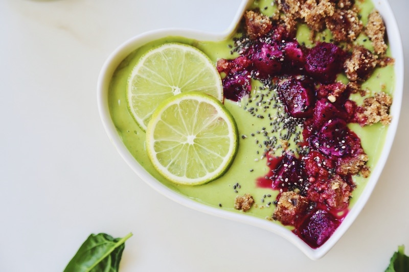Raw Vegan Key Lime Pie Smoothie Bowl 